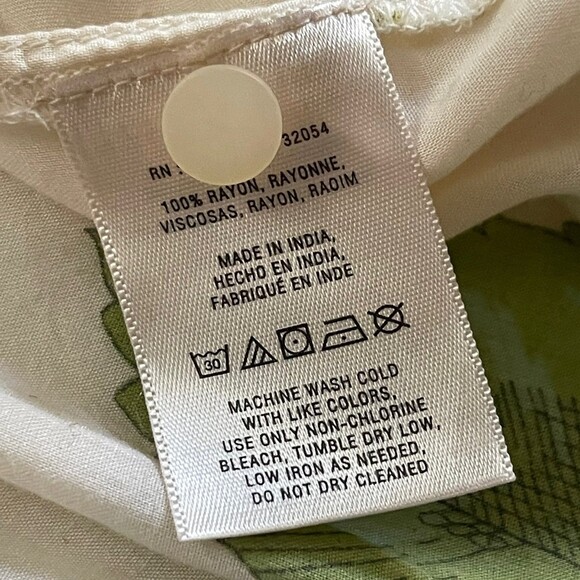 Anthropologie’s Maeve Maya Flutter Blouse Size 2 - Picture 12 of 12